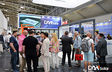 Новейшие дифференцированные фотоэлектрические продукты DAH Solar ошеломительно представлены на выставке Intersolar Europe 2023.